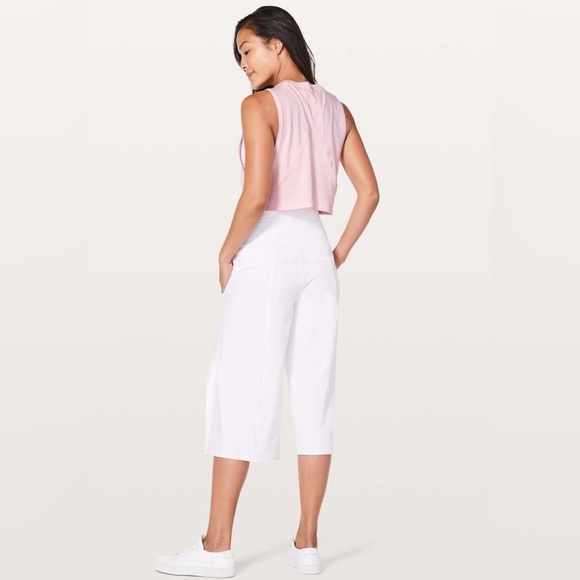 Lululemon Muscle Love Crop Tank *Expression - Petals, Size 6 - Picture 4 of 11